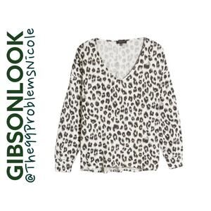 Gibsonlook Leopard Print Vneck fleece sweater